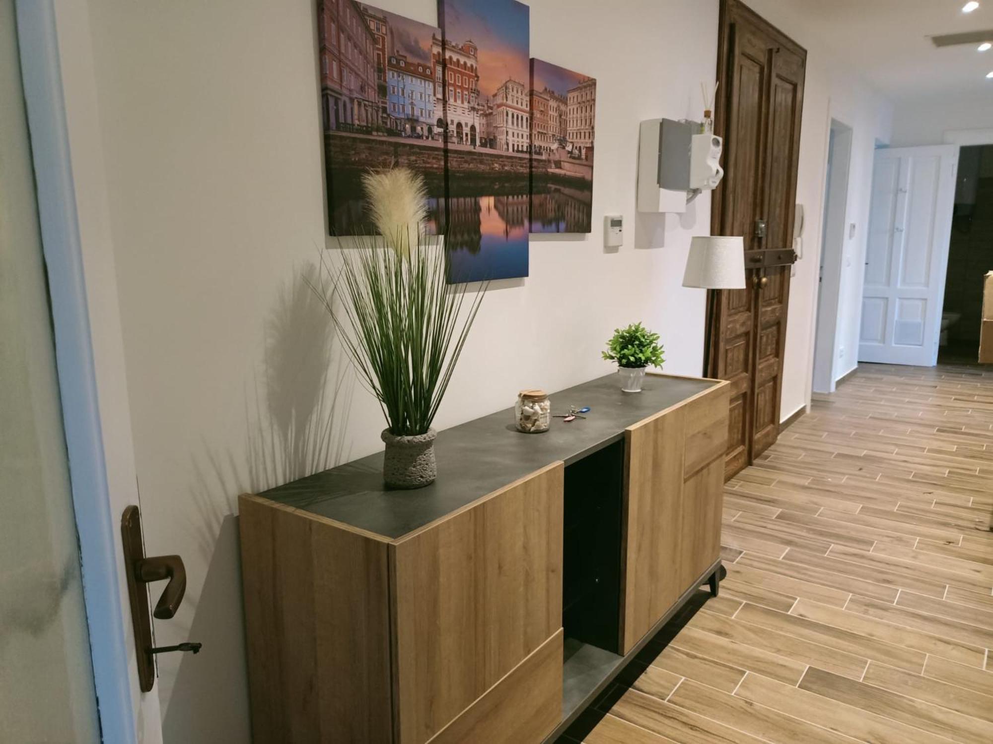 Casa Perugino Apartment Триест Екстериор снимка
